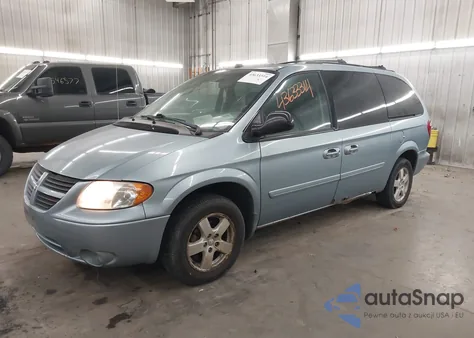 2005 Dodge Grand Caravan Sxt z USA, uszkodzony, nr VIN 2D4GP44L65R581395